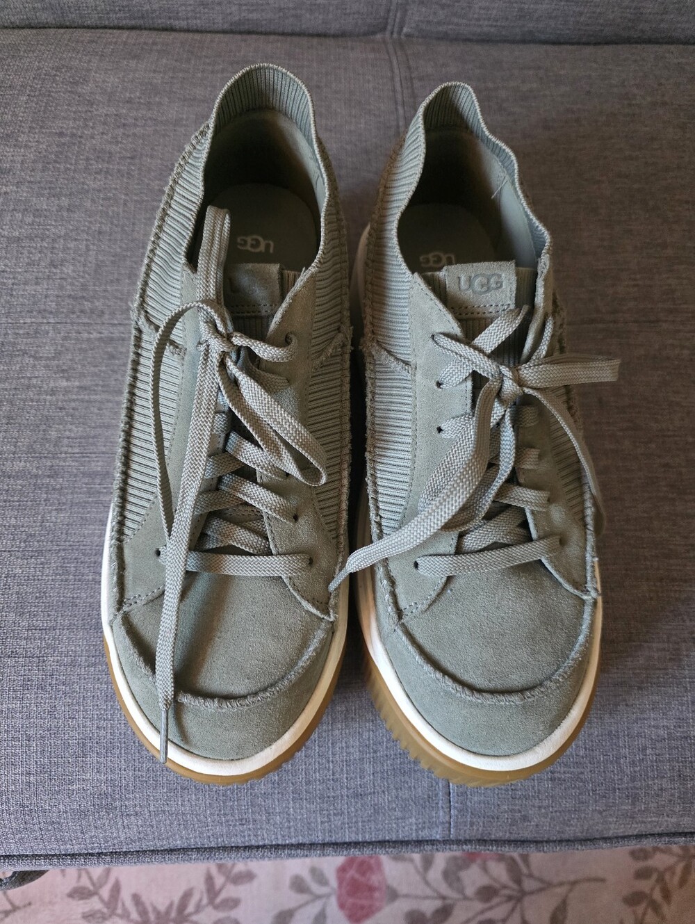 UGG Ez Duzzit Low-Top Lace-Up Sneaker in Light Green and White Size 11 - Picture 4 of 7